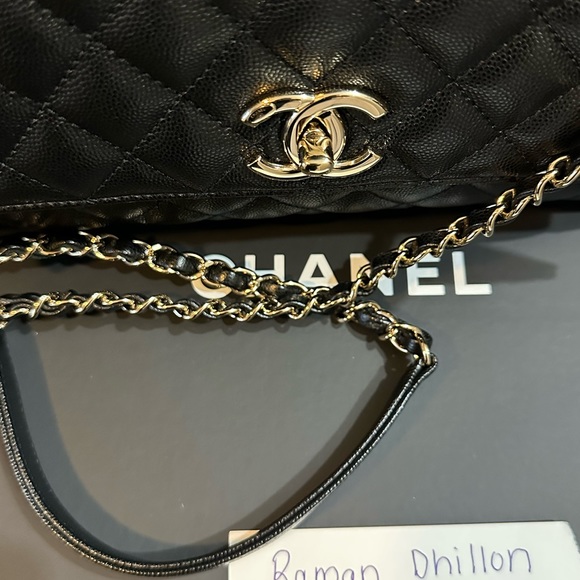 Chanel Coco Medium - Picture 5 of 15